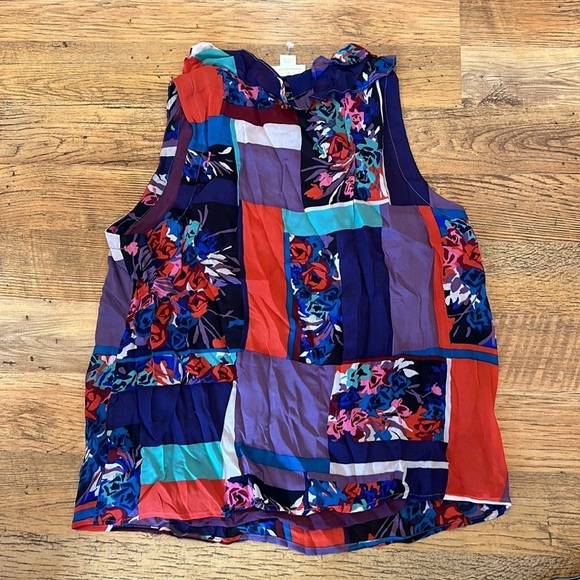 Maeve Multi Color/Pattern Sleeveless Blouse Ruffled Neckline Tie Front A36 - Picture 2 of 4